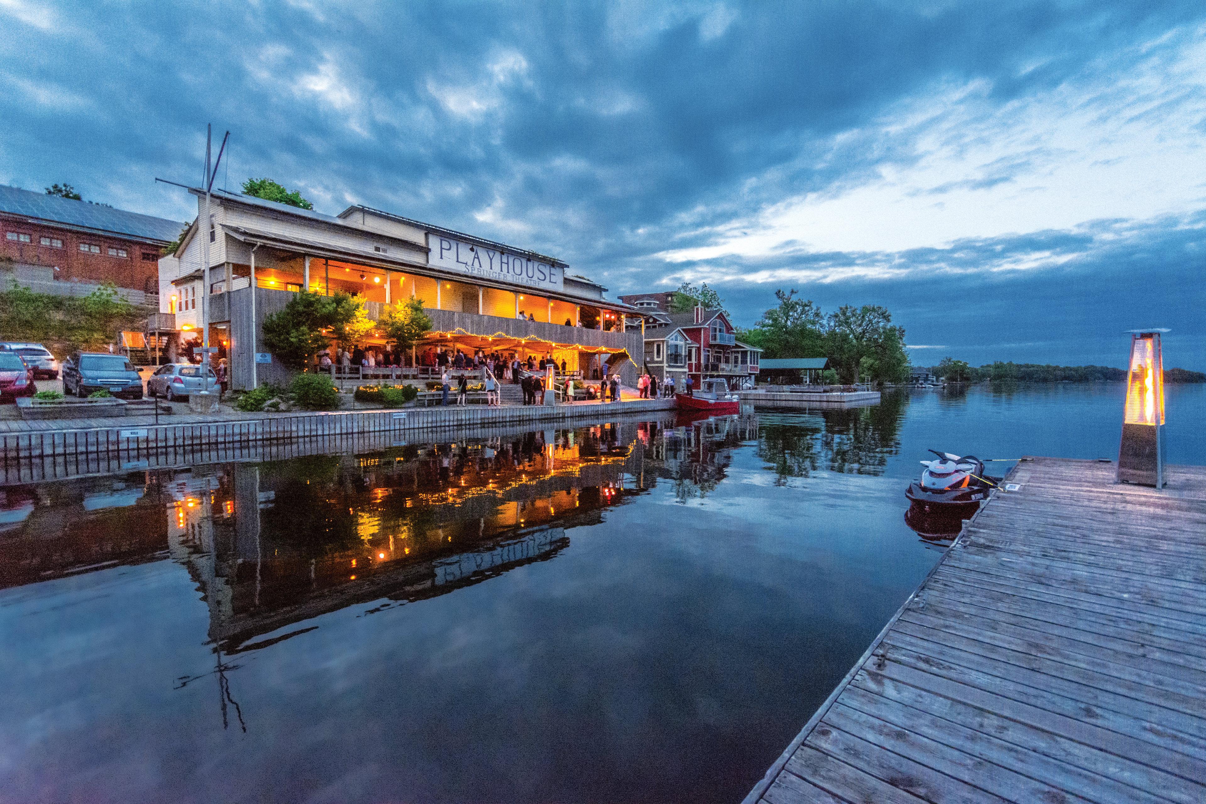 Holiday Inn Express Hotel & Suites 1000 Islands - Gananoque By Ihg Eksteriør bilde